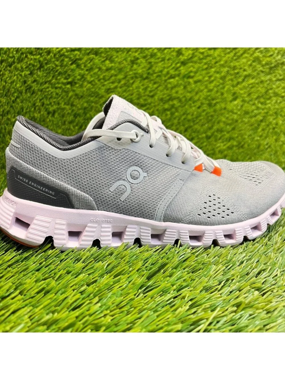 On Cloud X Alloy Gray Lily Pink Womens Size 6.5 Athletic Running Shoes Sneakers